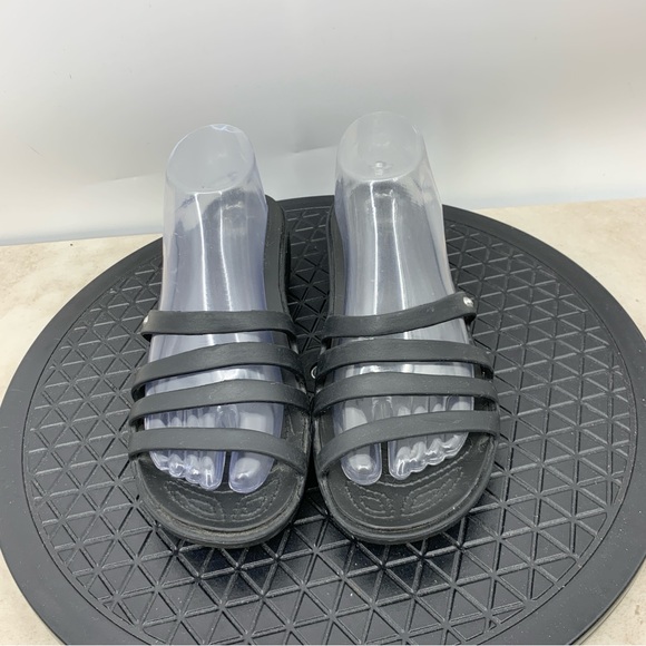 Crocs Rhonda Wedge Sandals‎ Women Size 9 Shoes Black Flip Flops Heel Rubber - Picture 2 of 8